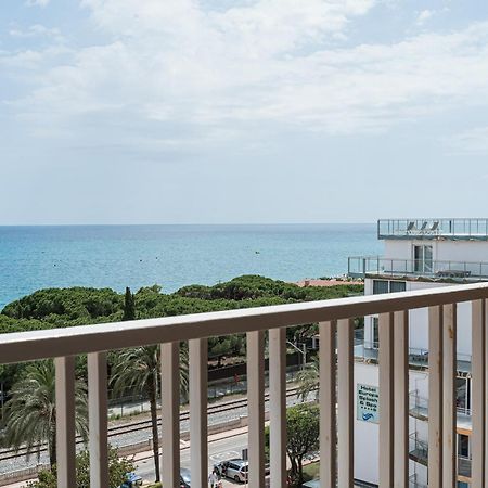 Sea View Apartments Malgrat de Mar Luaran gambar