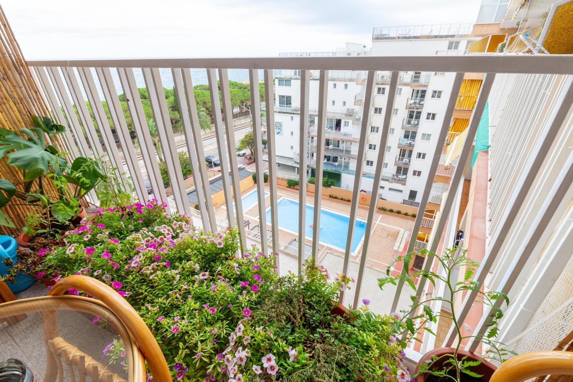 Sea View Apartments Malgrat de Mar Luaran gambar