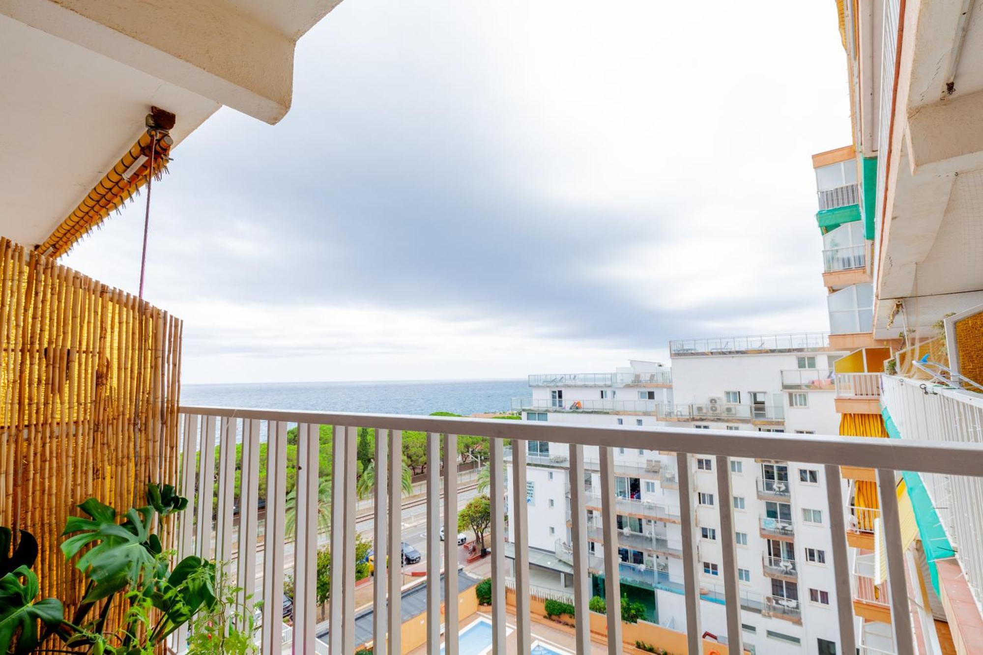 Sea View Apartments Malgrat de Mar Luaran gambar