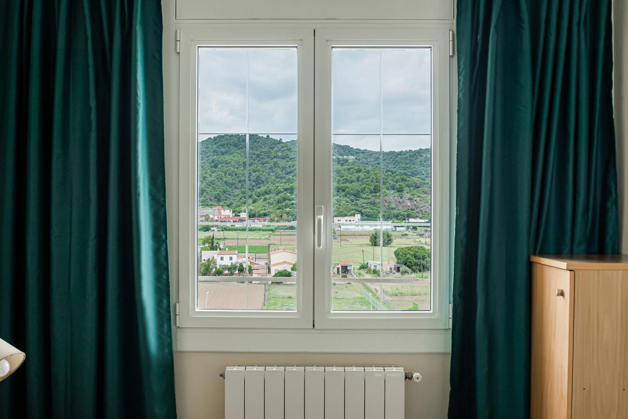 Sea View Apartments Malgrat de Mar Luaran gambar