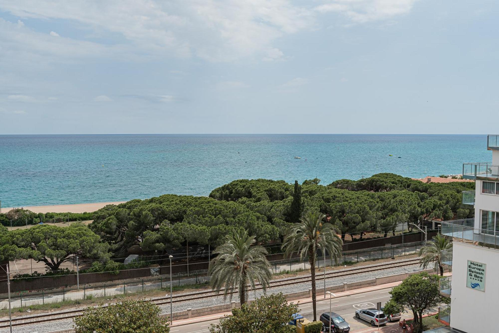 Sea View Apartments Malgrat de Mar Luaran gambar