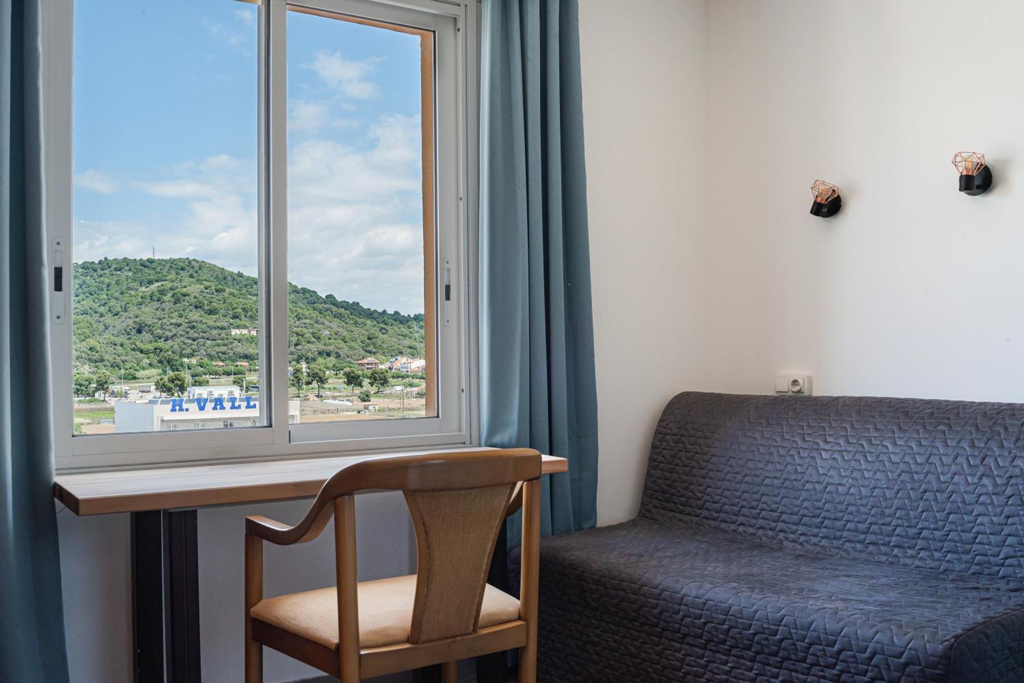 Sea View Apartments Malgrat de Mar Luaran gambar